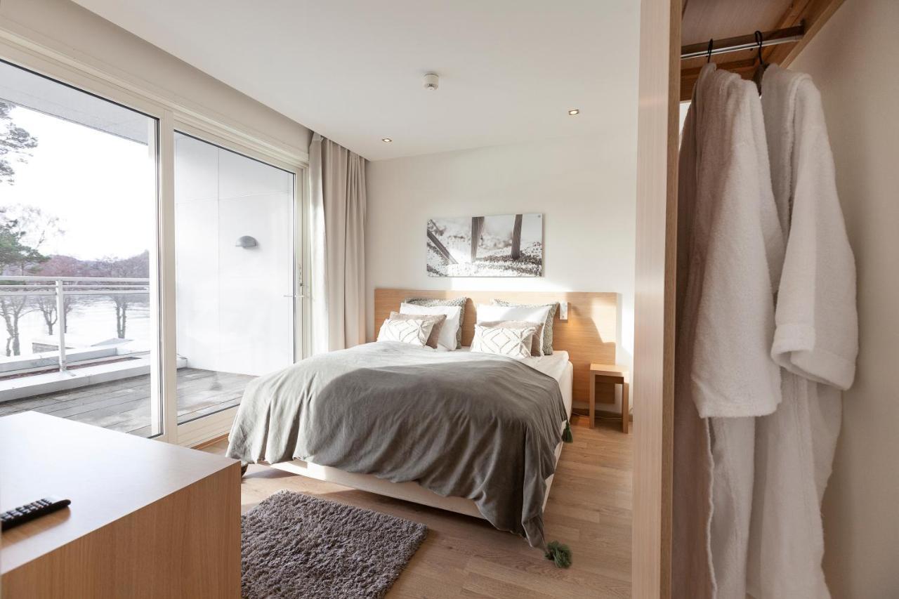 Rosfjord Strandhotel Lyngdal Esterno foto